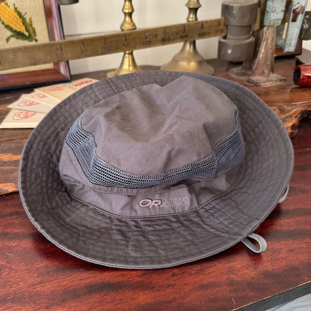 Outdoor Research Vented Bucket Hat, Gray sz Large - Picture 2 of 5